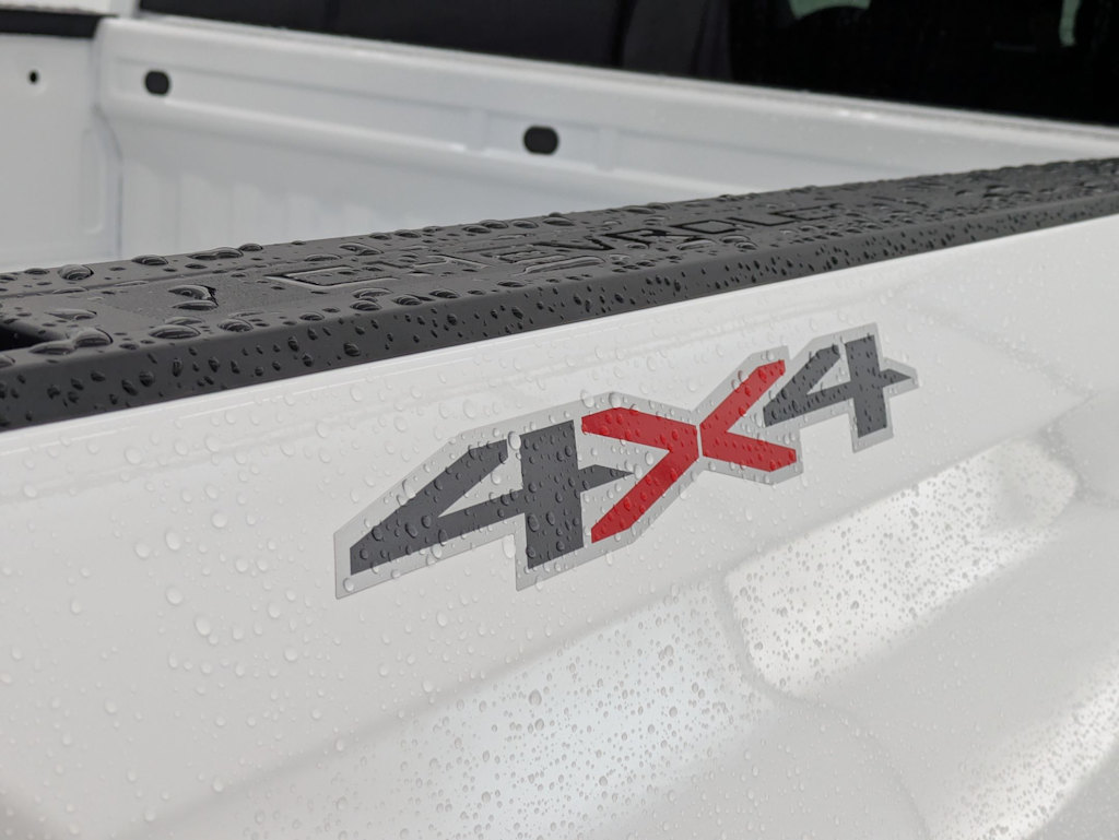 Thumbnail: 2026 Chevrolet Silverado 1500 - 26