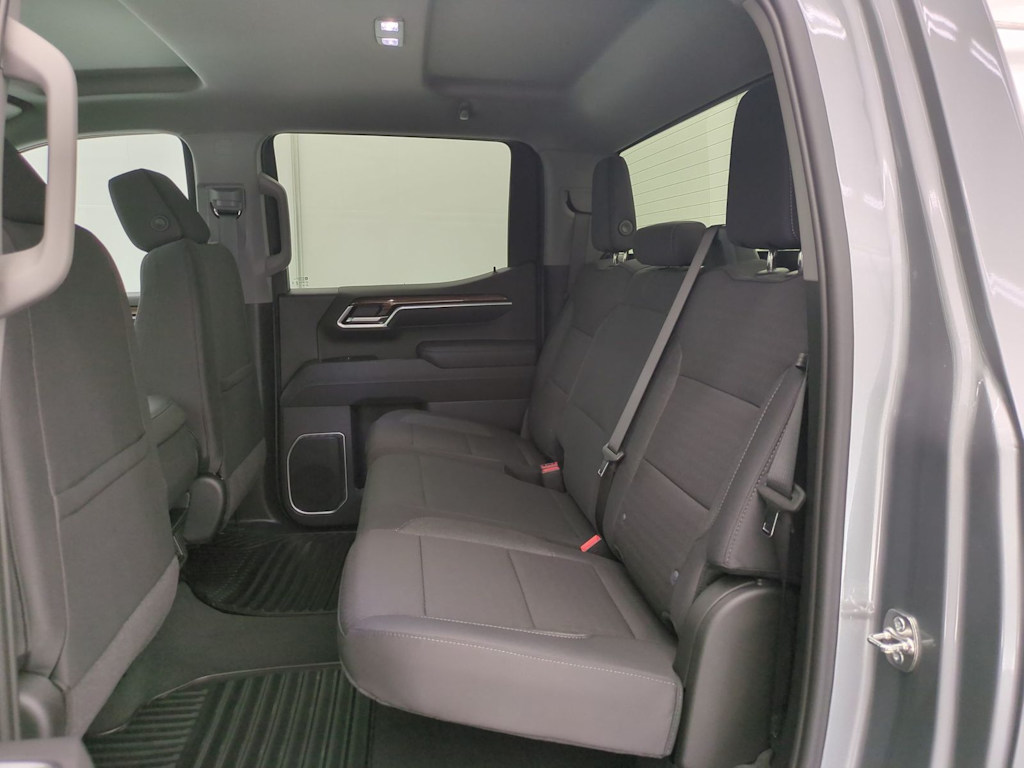 Thumbnail: 2026 Chevrolet Silverado 1500 - 27