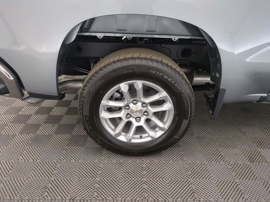 Thumbnail: 2026 Chevrolet Silverado 1500 - 8