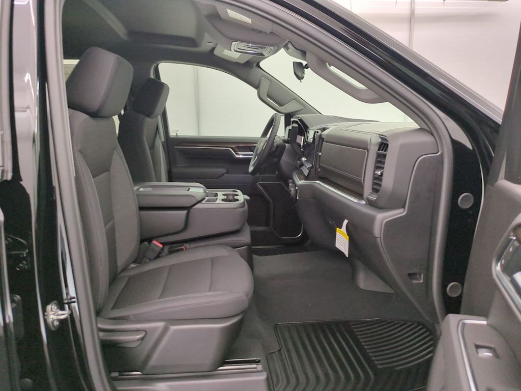 Thumbnail: 2026 Chevrolet Silverado 1500 - 12