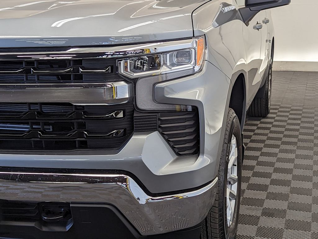 Thumbnail: 2025 Chevrolet Silverado 1500 - 23