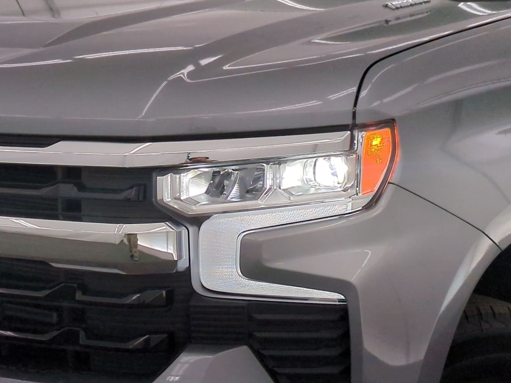 Thumbnail: 2026 Chevrolet Silverado 1500 - 23