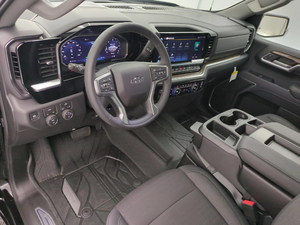 Thumbnail: 2026 Chevrolet Silverado 1500 - 2