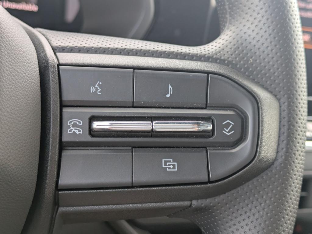 Thumbnail: 2025 Chevrolet Colorado - 31