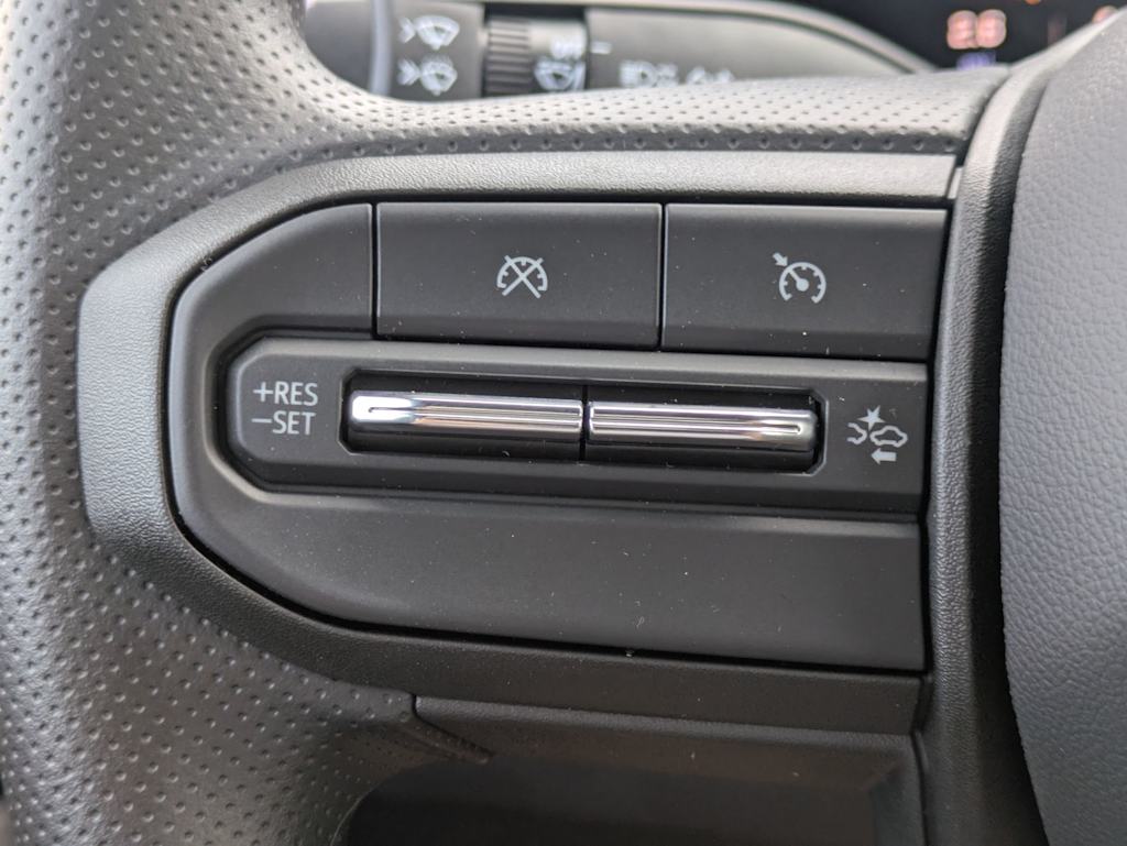 Thumbnail: 2025 Chevrolet Colorado - 30