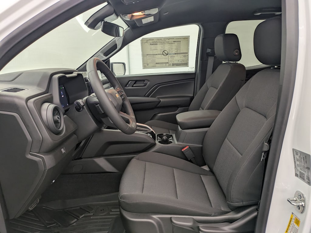 Thumbnail: 2025 Chevrolet Colorado - 11