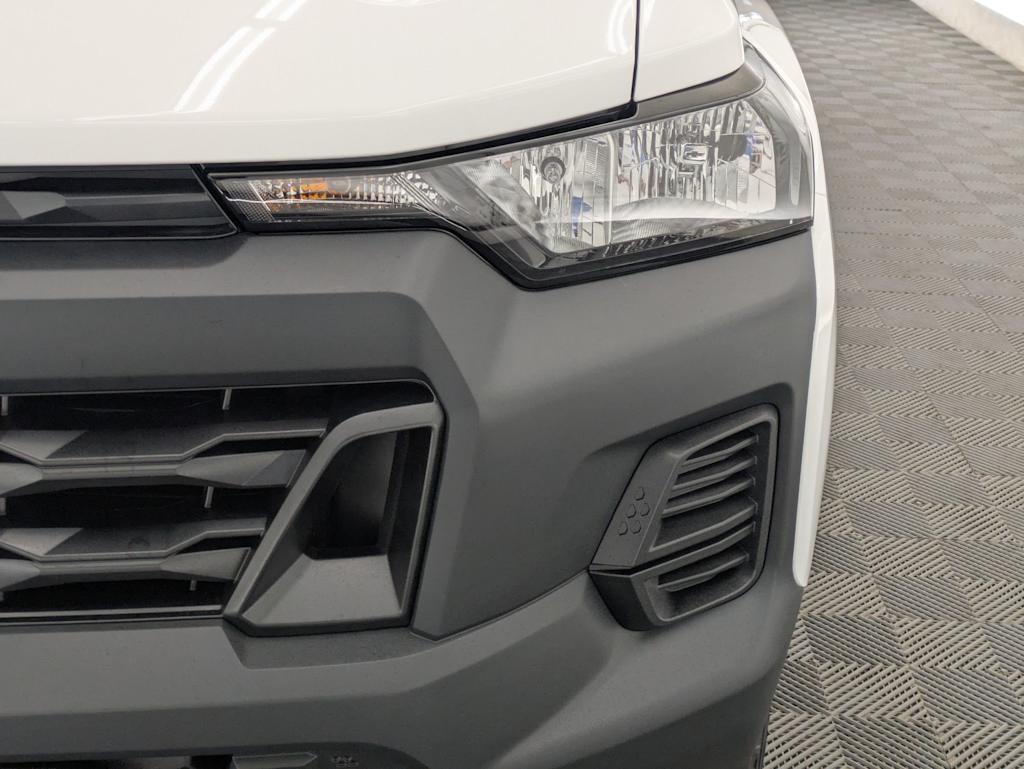 Thumbnail: 2025 Chevrolet Colorado - 24