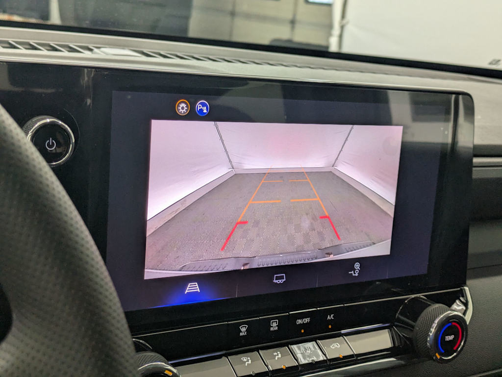 Thumbnail: 2025 Chevrolet Colorado - 32