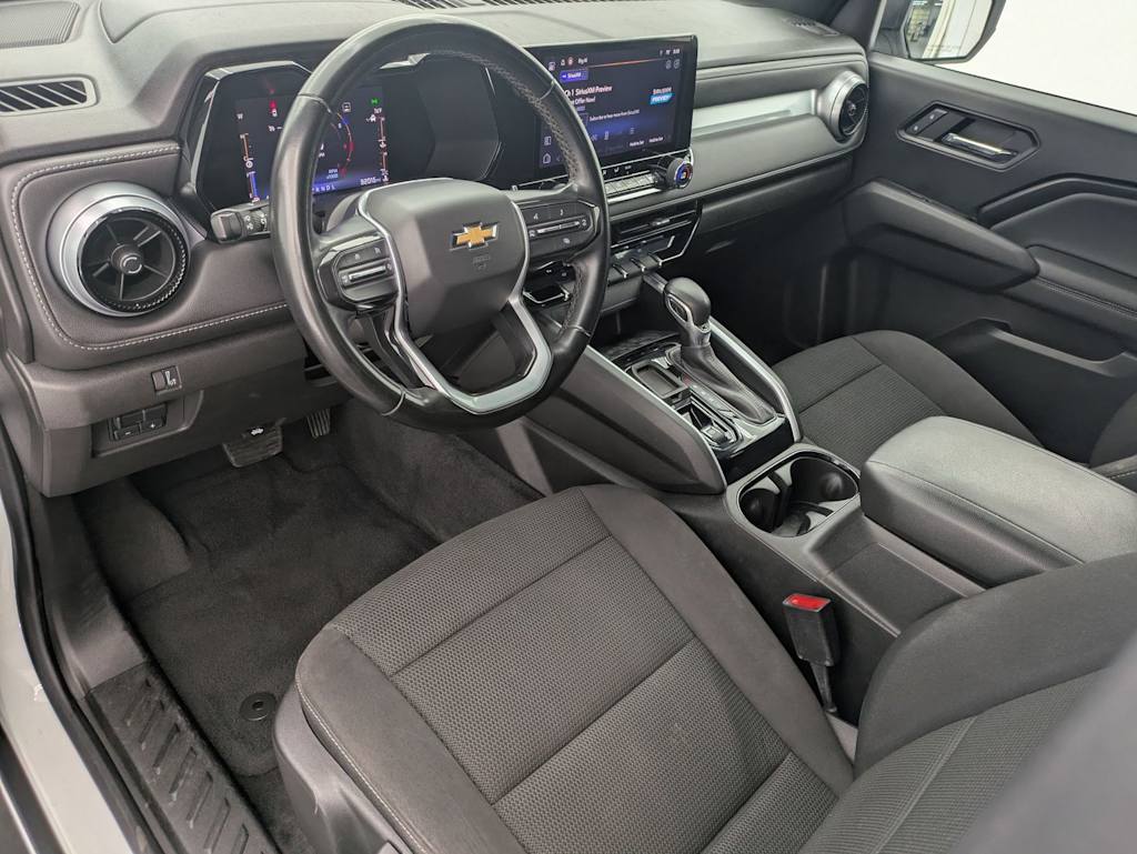 Thumbnail: 2023 Chevrolet Colorado - 2