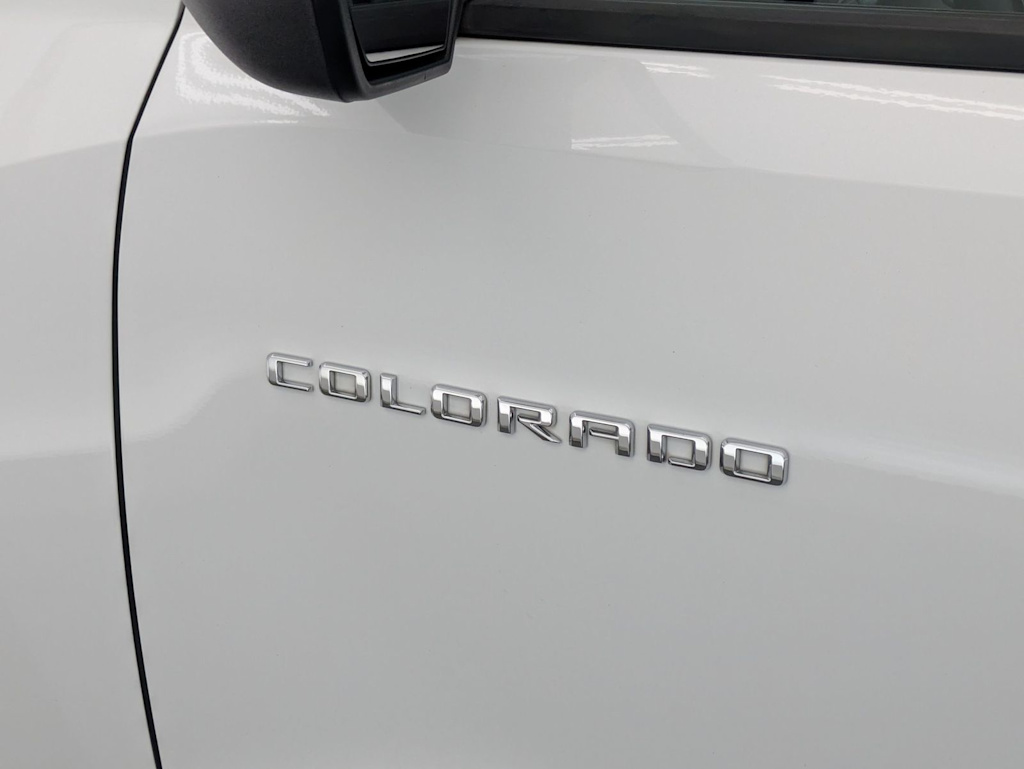 Thumbnail: 2023 Chevrolet Colorado - 6