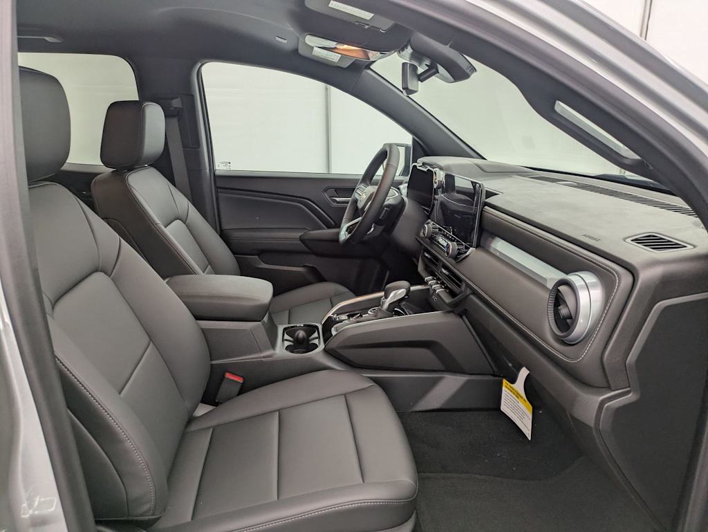 Thumbnail: 2026 Chevrolet Colorado - 12