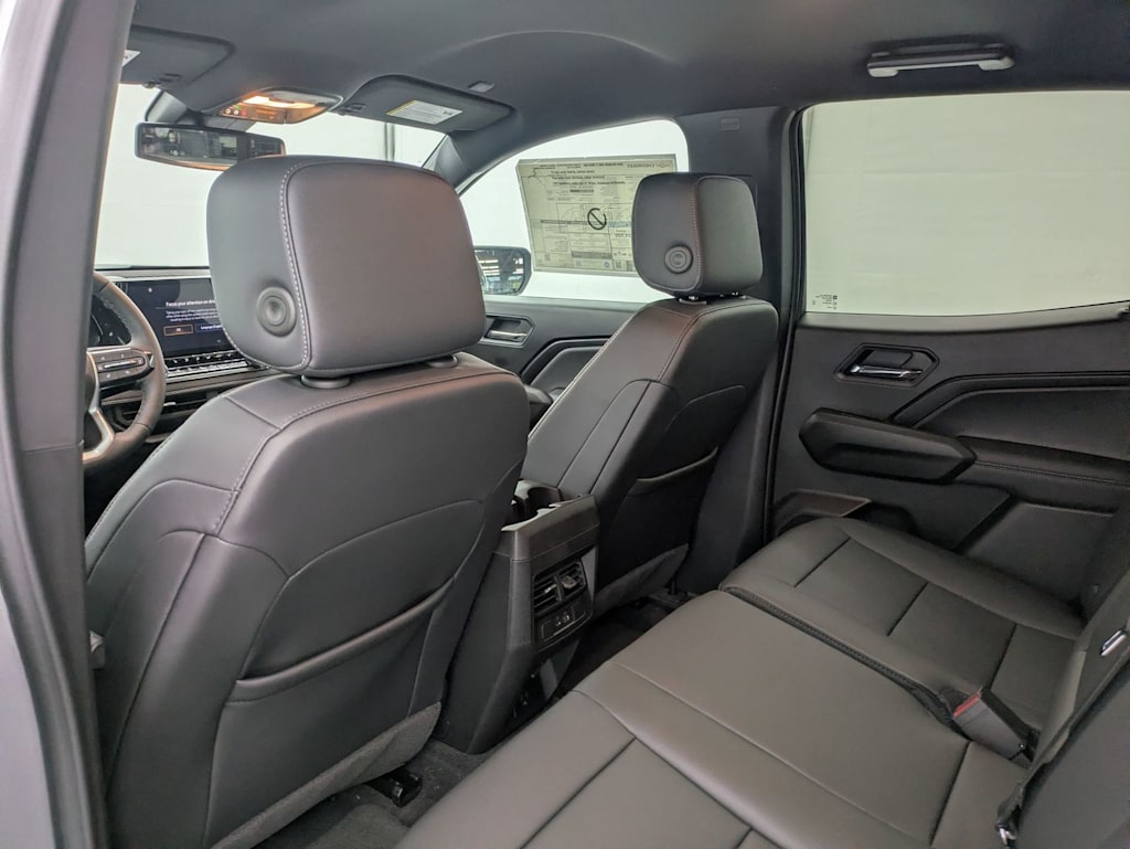 Thumbnail: 2026 Chevrolet Colorado - 13