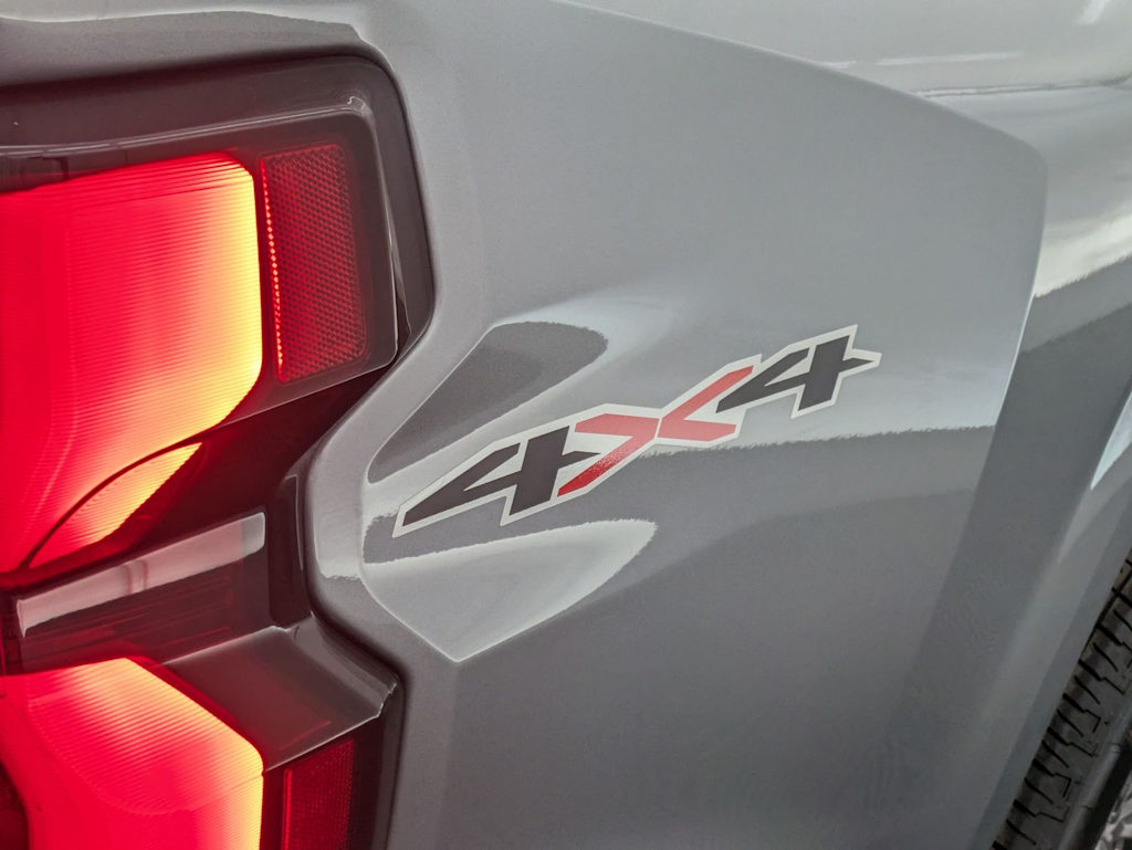 Thumbnail: 2026 Chevrolet Colorado - 26