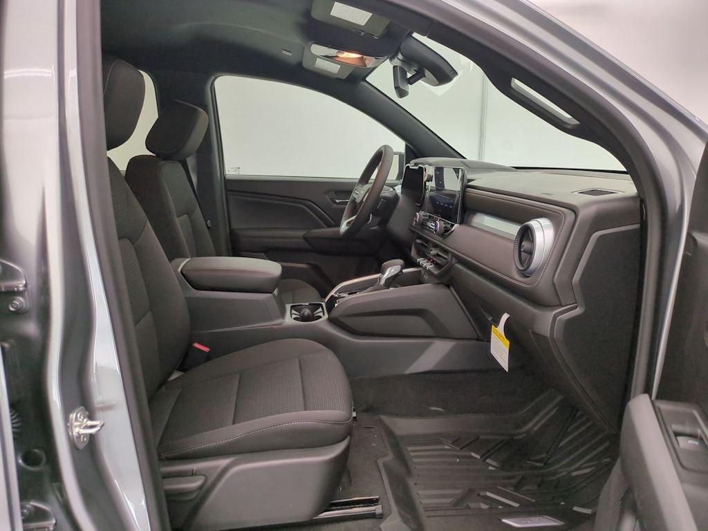 Thumbnail: 2026 Chevrolet Colorado - 12