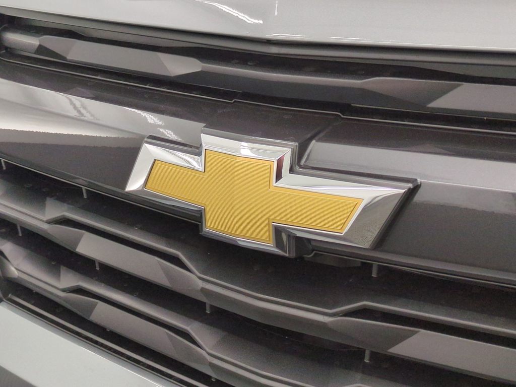 Thumbnail: 2026 Chevrolet Colorado - 7