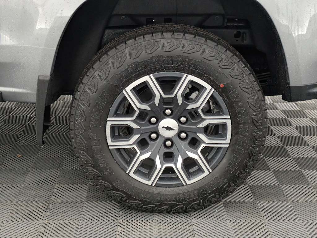 Thumbnail: 2026 Chevrolet Colorado - 8