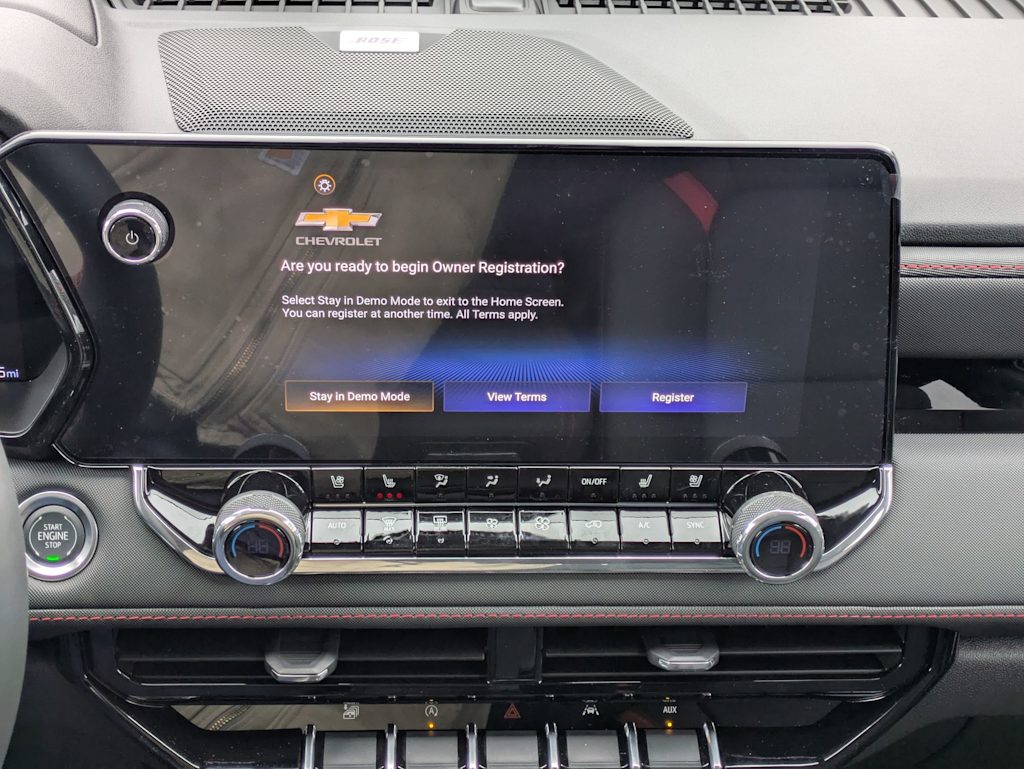 Thumbnail: 2026 Chevrolet Colorado - 15