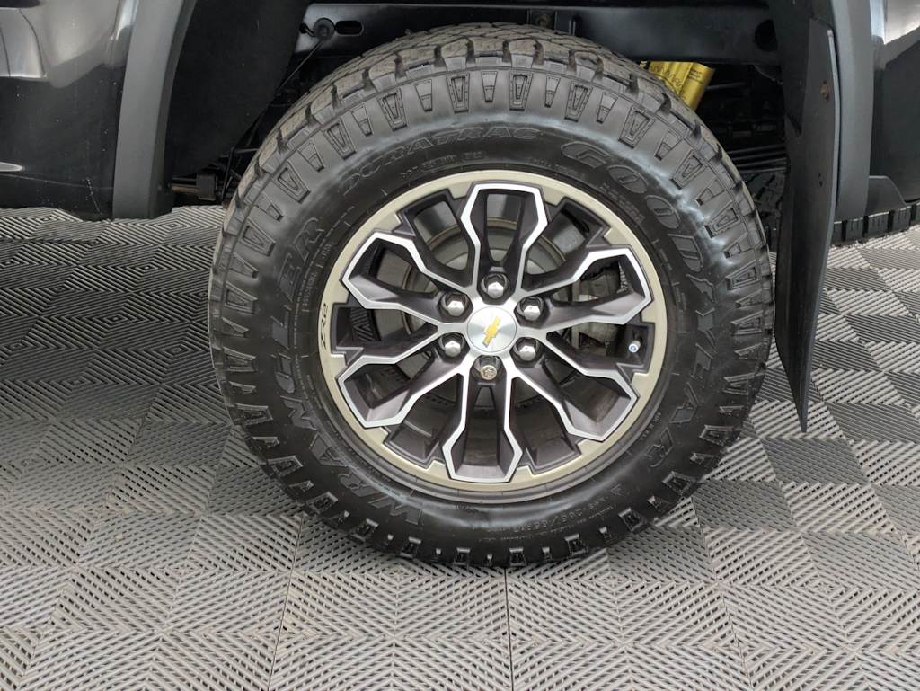 Thumbnail: 2021 Chevrolet Colorado - 8