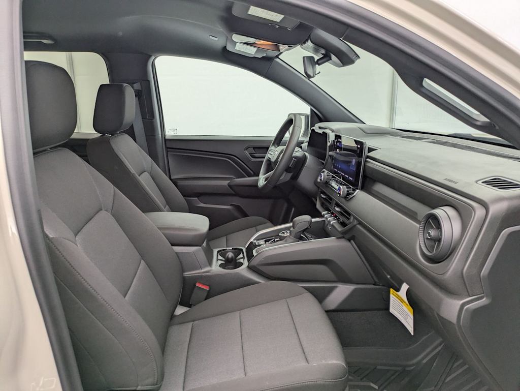Thumbnail: 2026 Chevrolet Colorado - 12