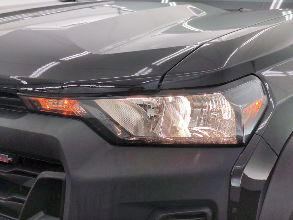 Thumbnail: 2026 Chevrolet Colorado - 24
