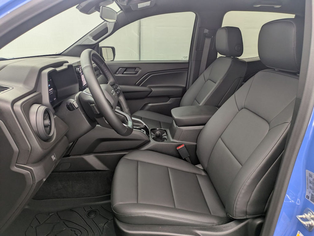 Thumbnail: 2026 Chevrolet Colorado - 11