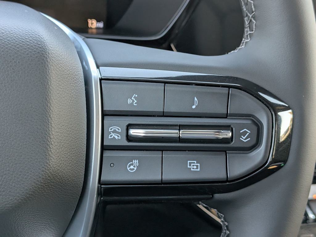 Thumbnail: 2026 Chevrolet Colorado - 35