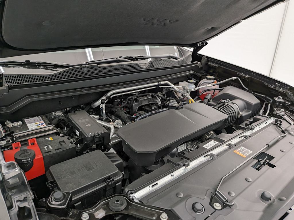 Thumbnail: 2026 Chevrolet Colorado - 9