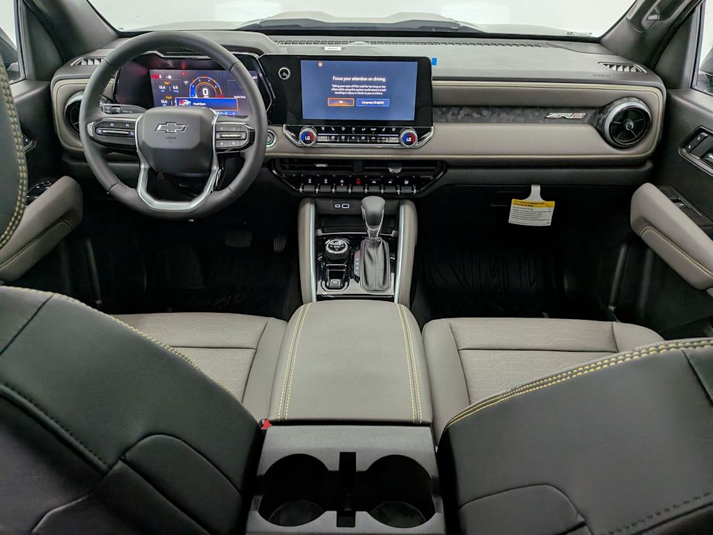 Thumbnail: 2026 Chevrolet Colorado - 10