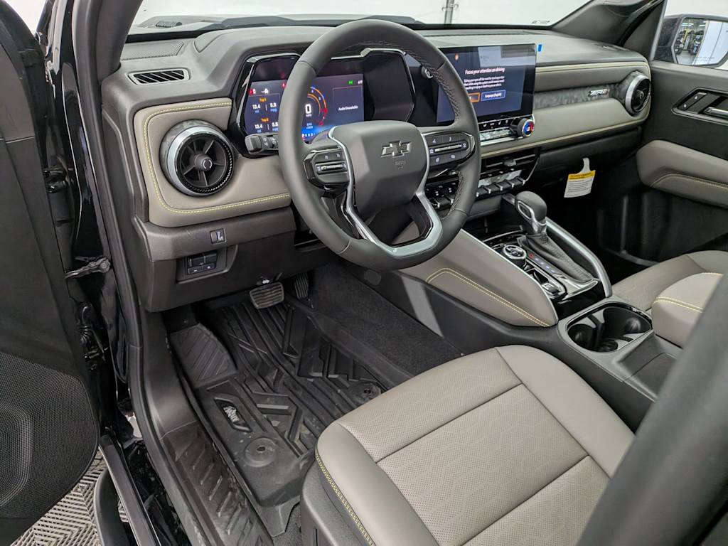 Thumbnail: 2026 Chevrolet Colorado - 2