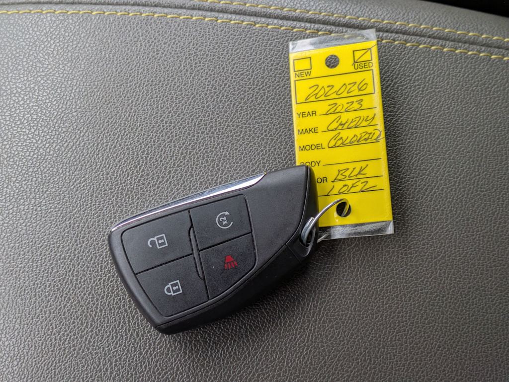 Thumbnail: 2023 Chevrolet Colorado - 18