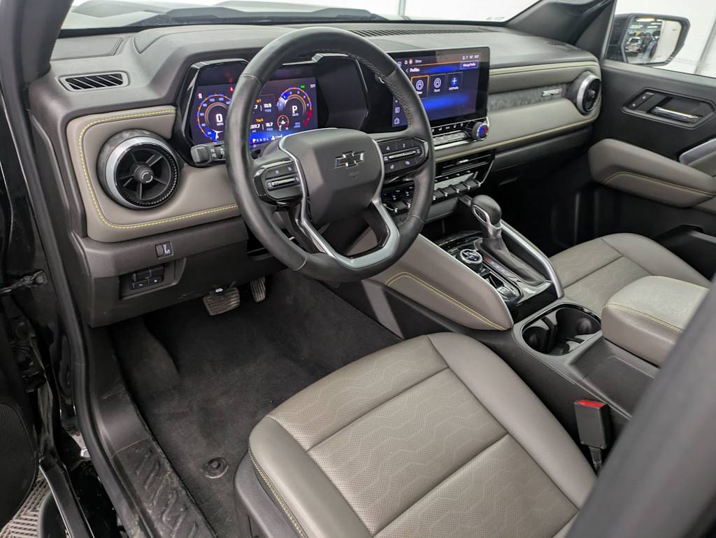 Thumbnail: 2023 Chevrolet Colorado - 2