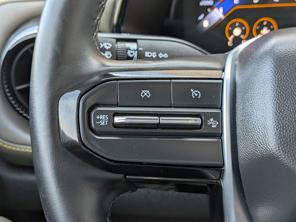 Thumbnail: 2024 Chevrolet Colorado - 30