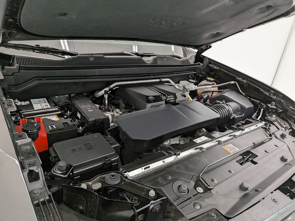 Thumbnail: 2024 Chevrolet Colorado - 9