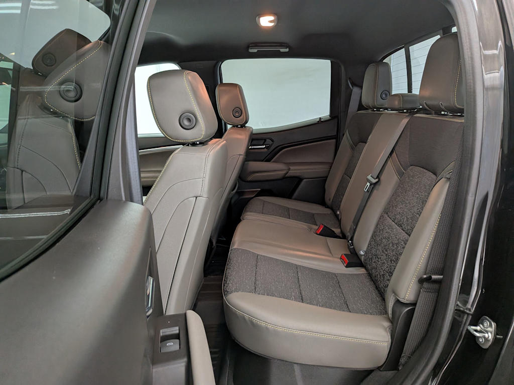 Thumbnail: 2024 Chevrolet Colorado - 28