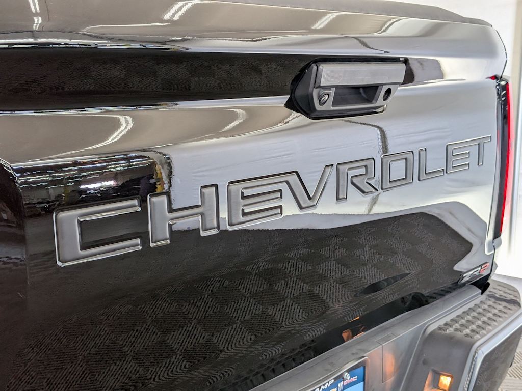 Thumbnail: 2024 Chevrolet Colorado - 26