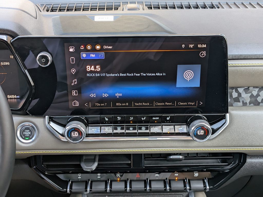 Thumbnail: 2024 Chevrolet Colorado - 15