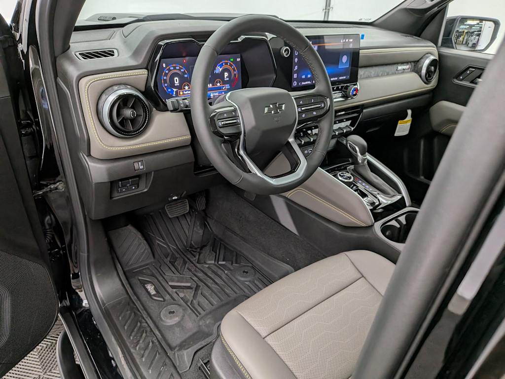 Thumbnail: 2026 Chevrolet Colorado - 2