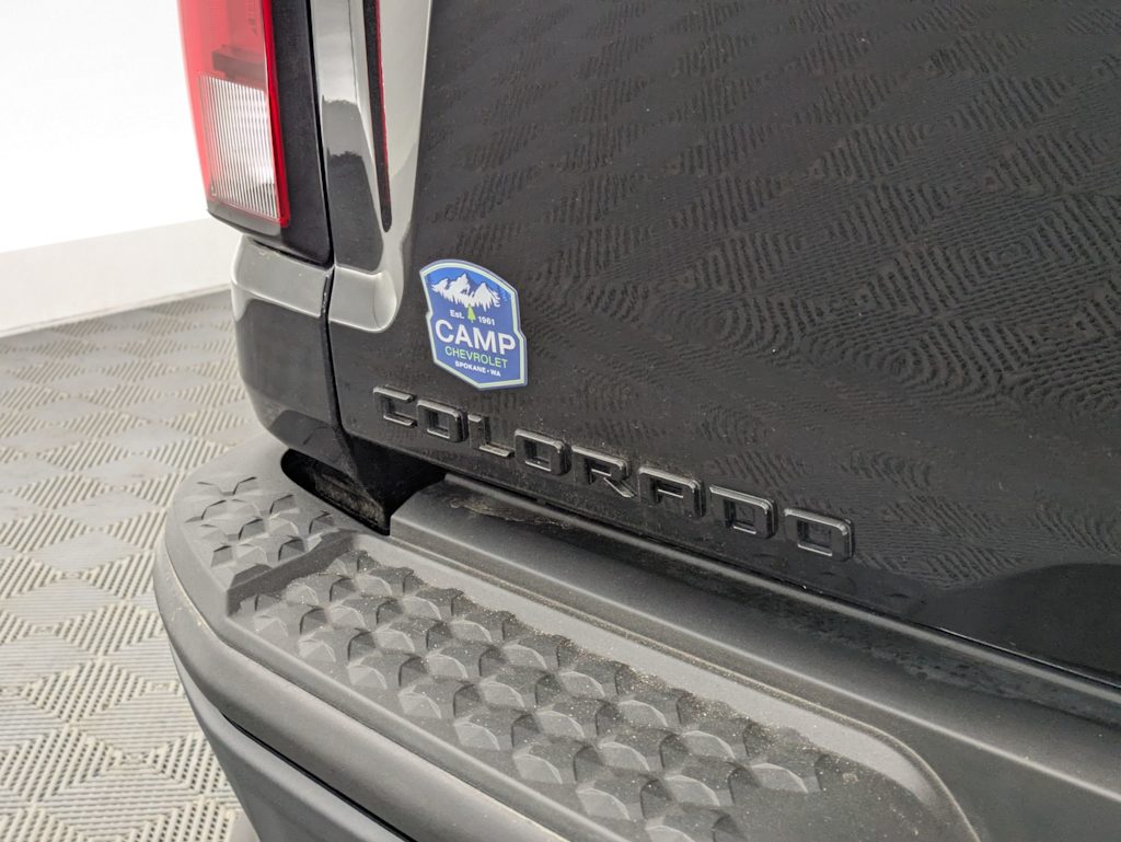 Thumbnail: 2024 Chevrolet Colorado - 25