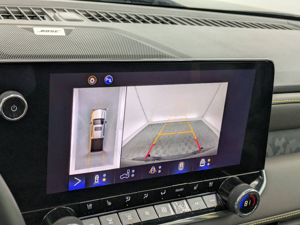 Thumbnail: 2024 Chevrolet Colorado - 33