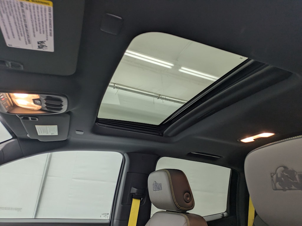 Thumbnail: 2024 Chevrolet Colorado - 27