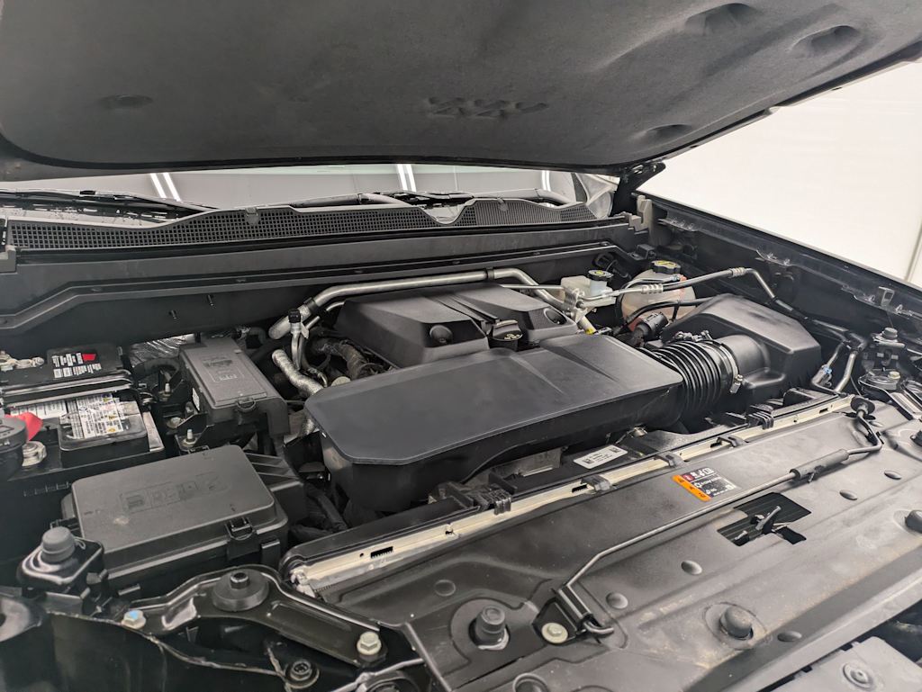 Thumbnail: 2024 Chevrolet Colorado - 9