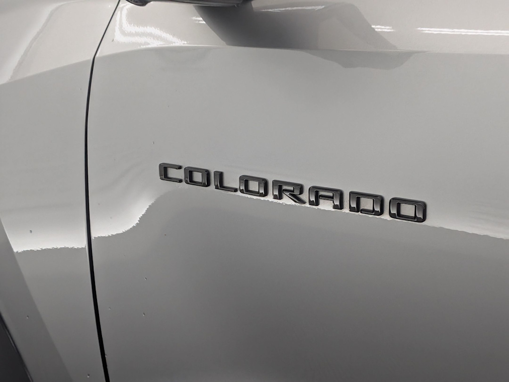 Thumbnail: 2024 Chevrolet Colorado - 6