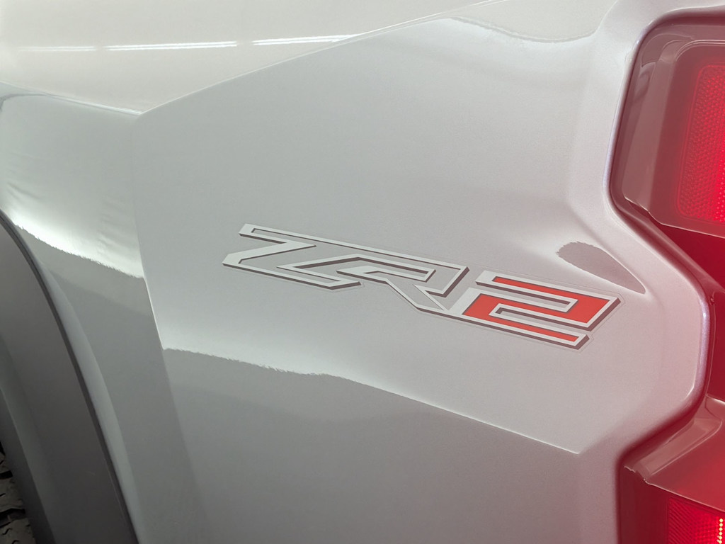 Thumbnail: 2024 Chevrolet Colorado - 25