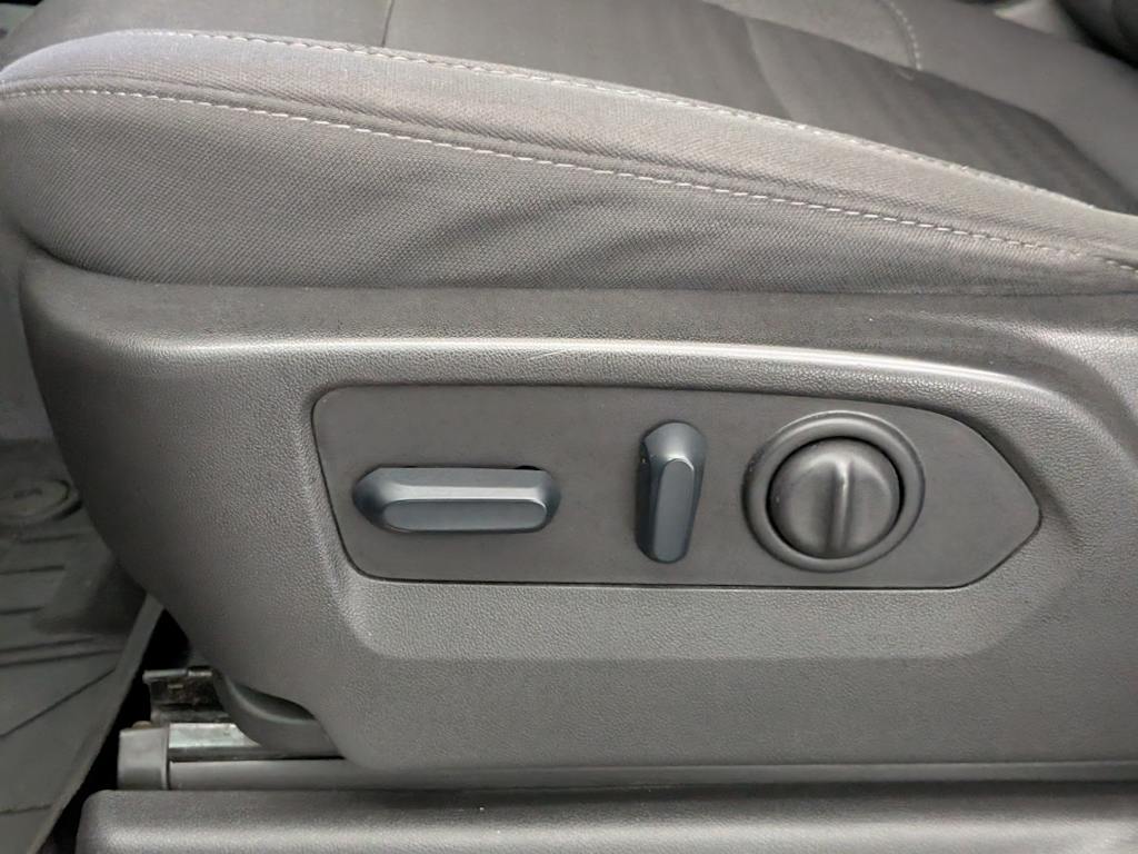 Thumbnail: 2022 Chevrolet Silverado 1500 - 28