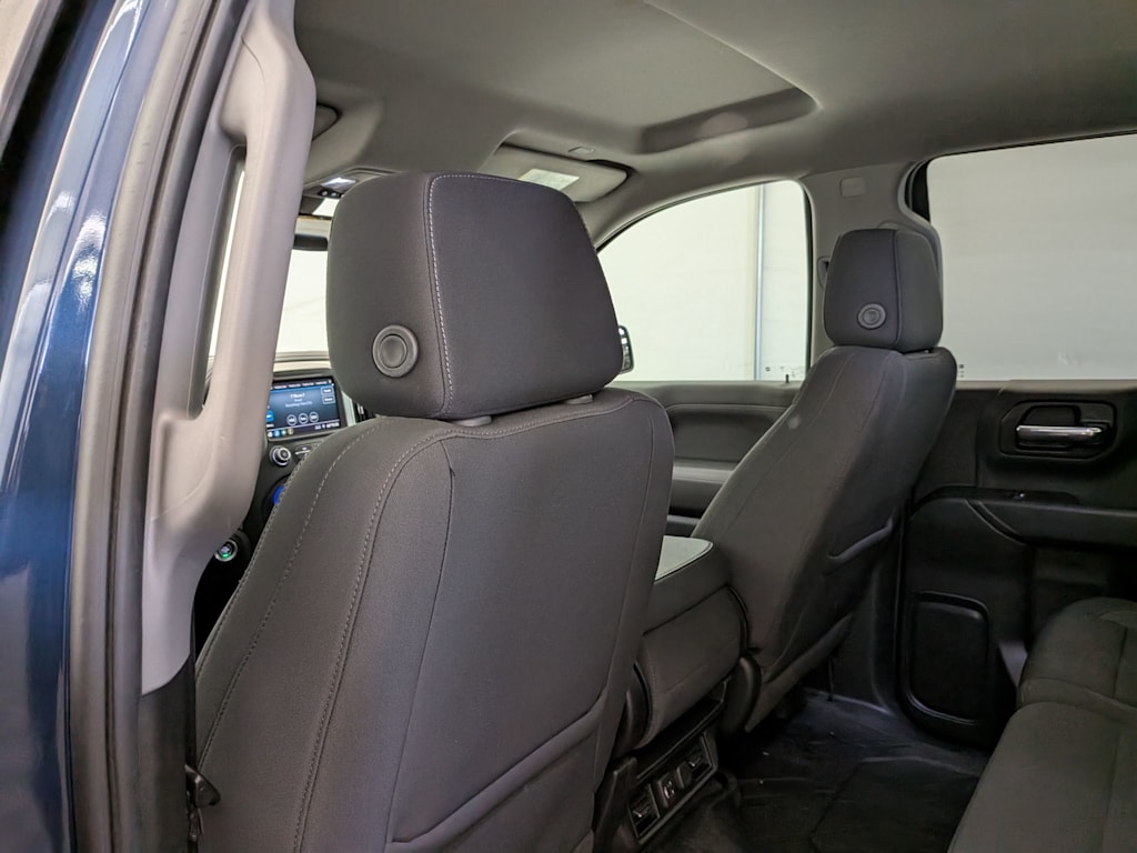 Thumbnail: 2022 Chevrolet Silverado 1500 - 13