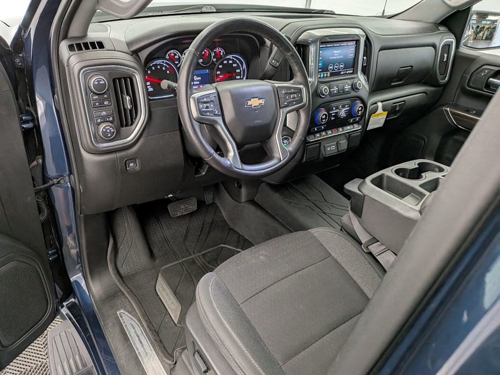 Thumbnail: 2022 Chevrolet Silverado 1500 - 2