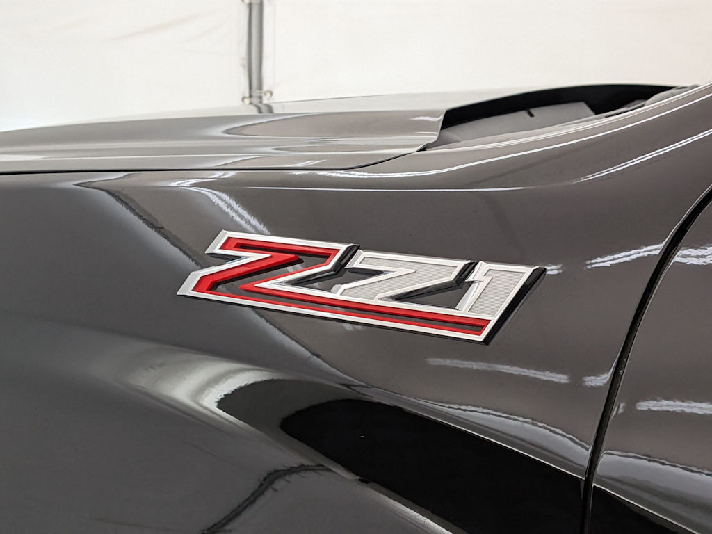 Thumbnail: 2021 Chevrolet Silverado 1500 - 23