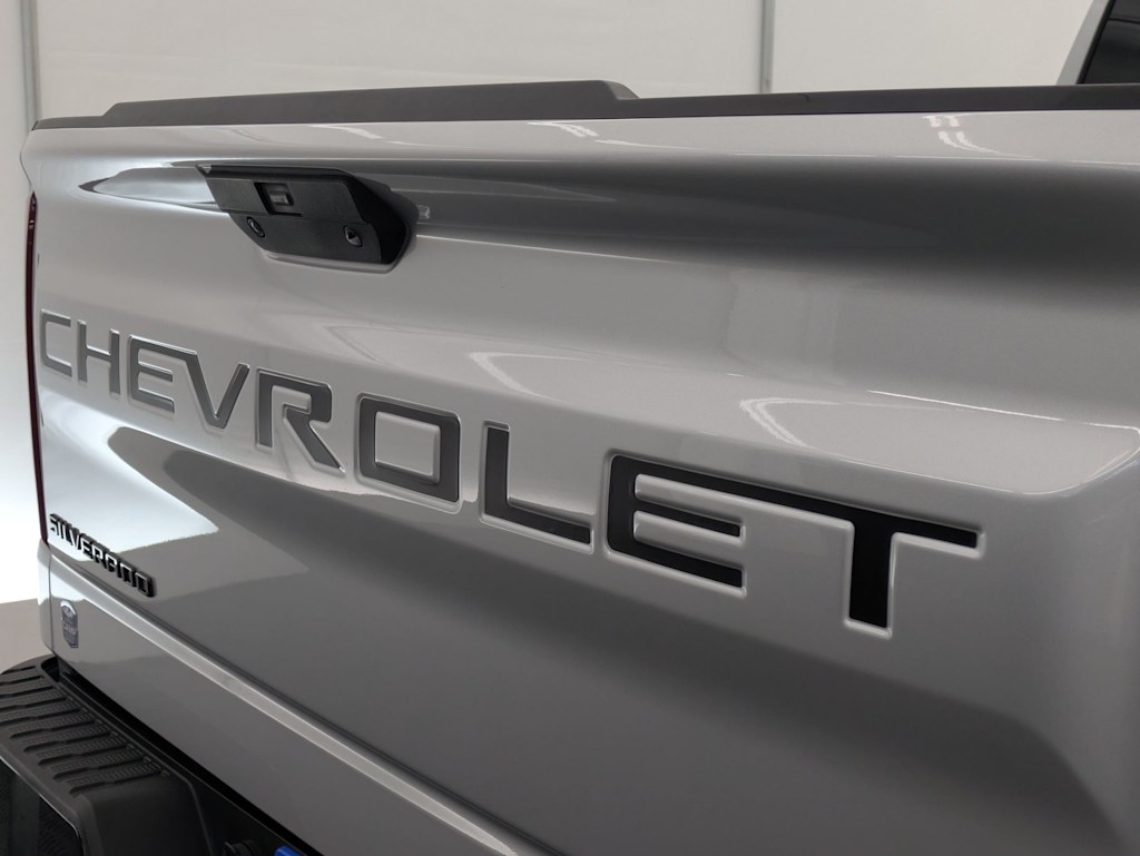 Thumbnail: 2021 Chevrolet Silverado 1500 - 24