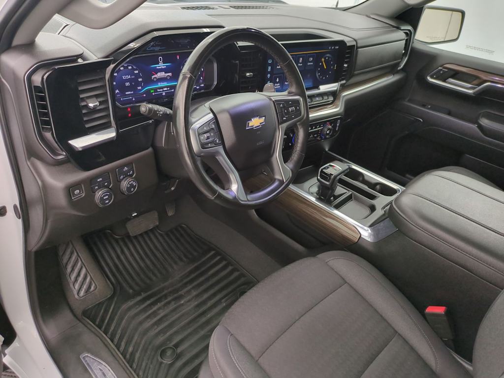 Thumbnail: 2024 Chevrolet Silverado 1500 - 2