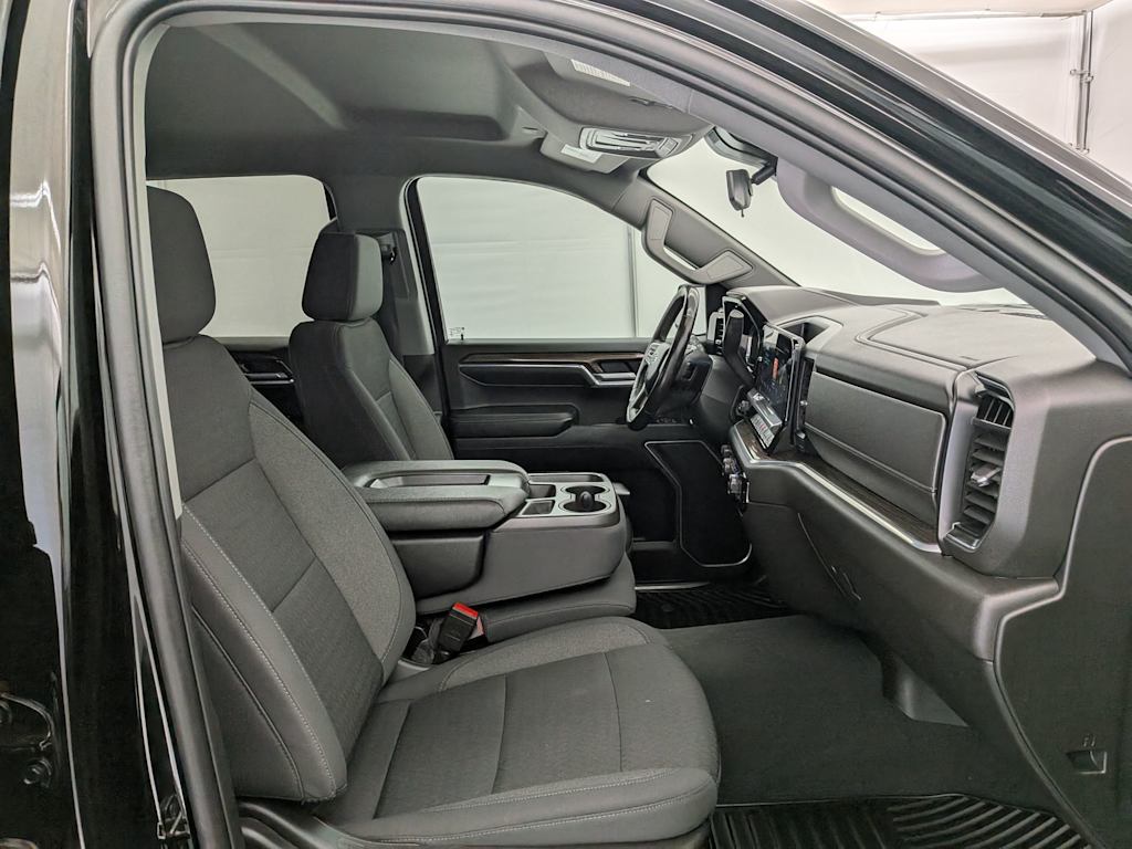 Thumbnail: 2022 Chevrolet Silverado 1500 - 28